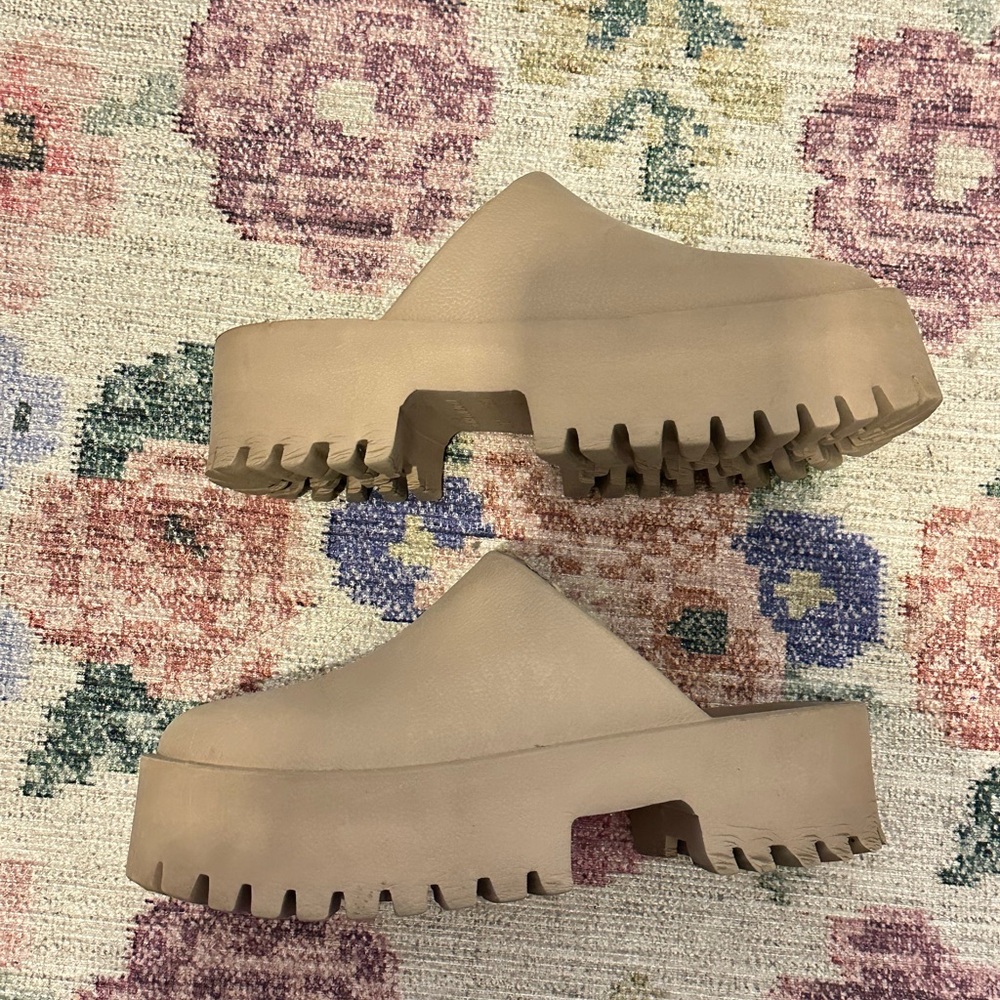 Jeffrey Campbell Bae Platform Mules
